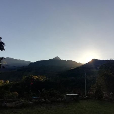 Alojamiento Rural Jardin Consentido ภายนอก รูปภาพ